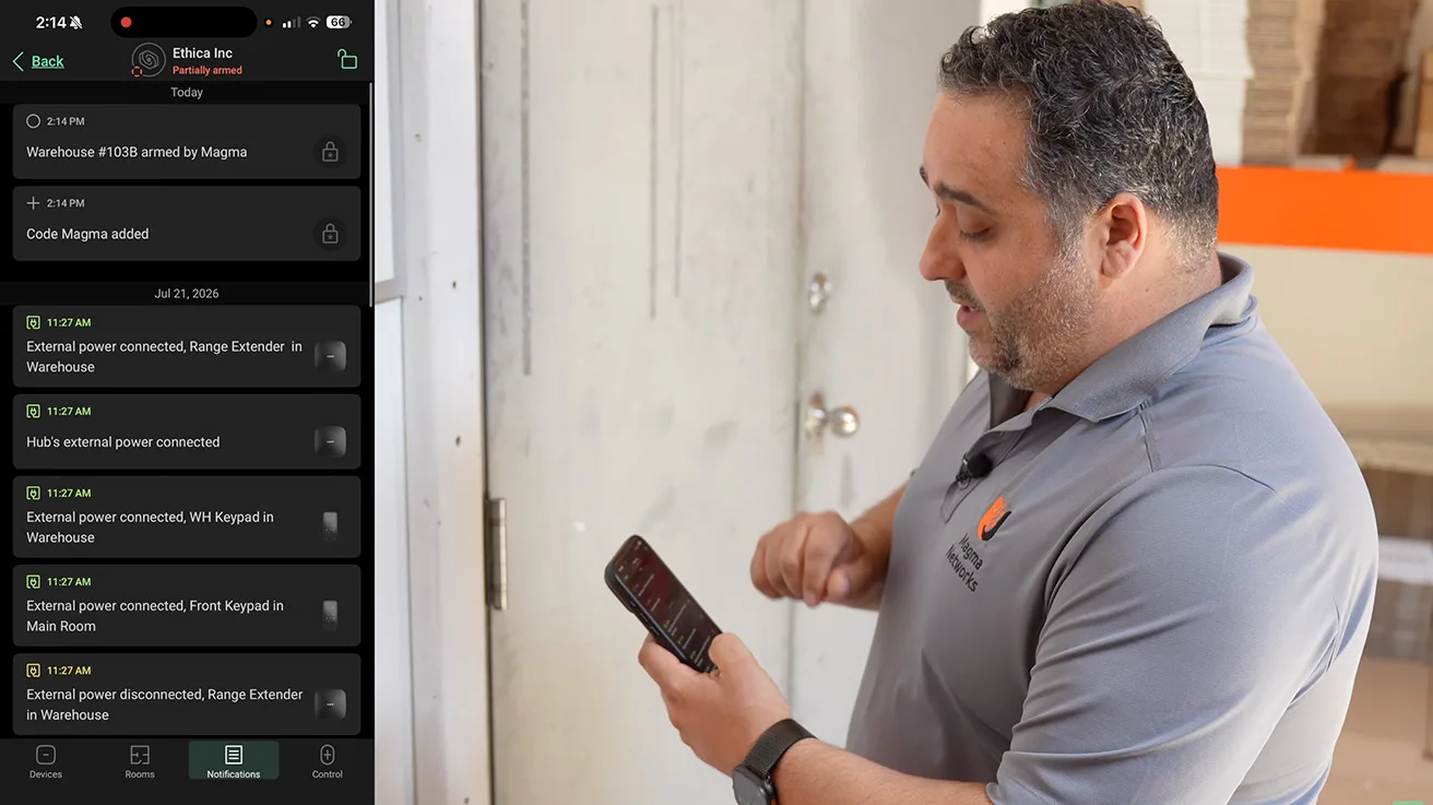 erifying access status notifications on Ajax mobile app after keypad authentication