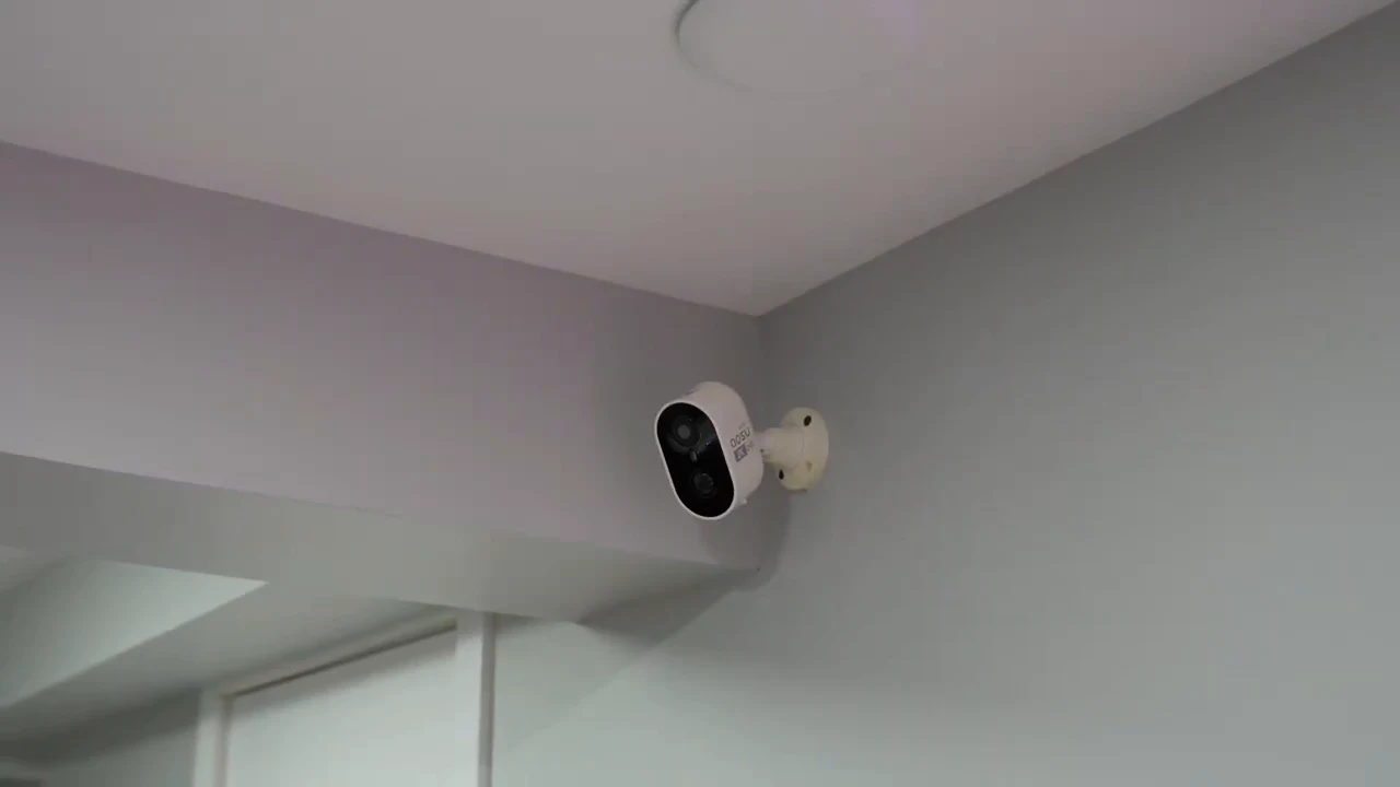 aosu indoor camera mounted inside the home